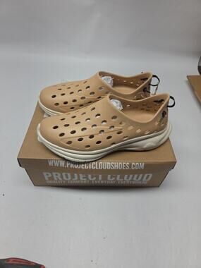 Project Cloud Recovery Shoes Women’s 8 M-9 Tan Non Slip Waterproof Slip On